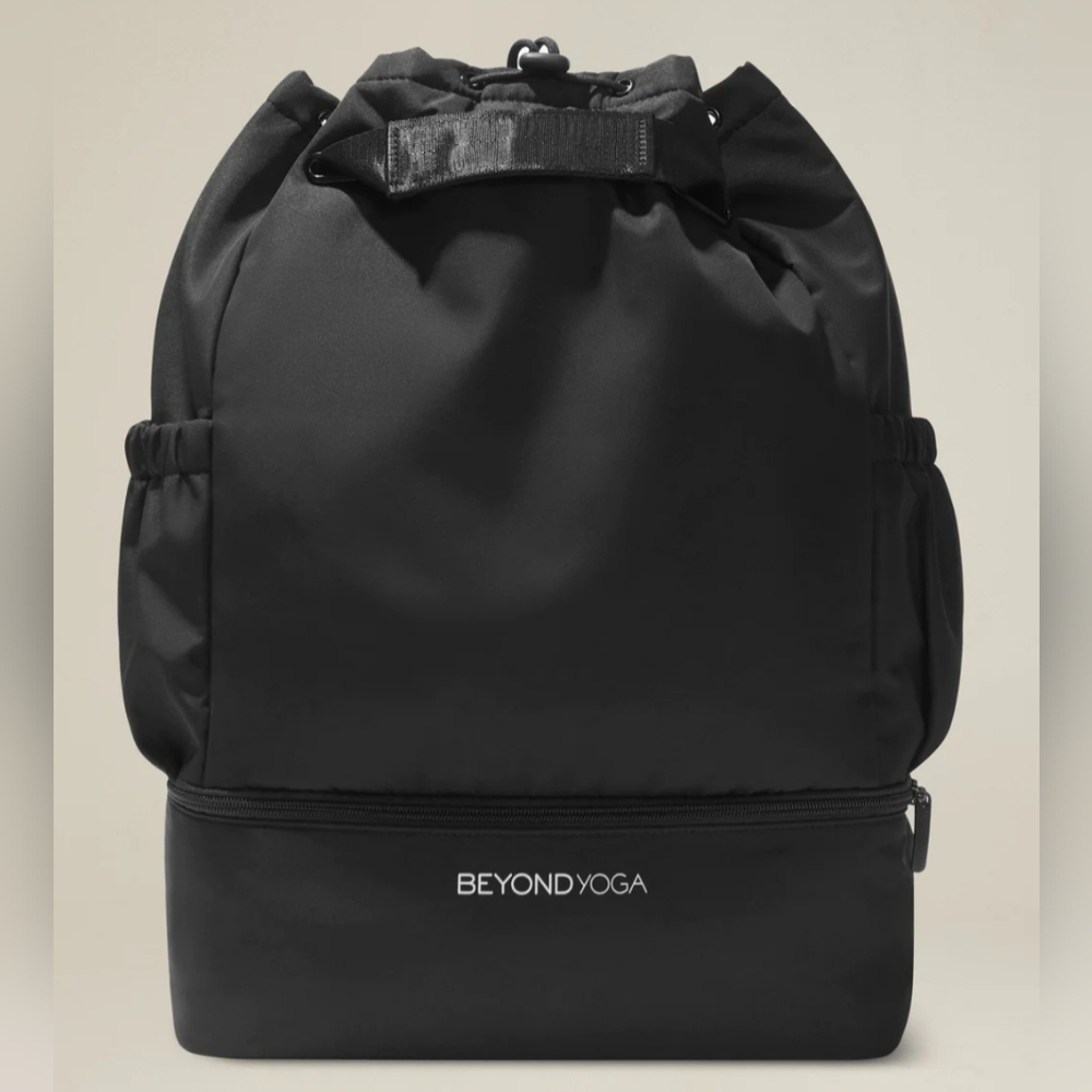 Beyond Yoga Convertible Large Gym Bag in Black
